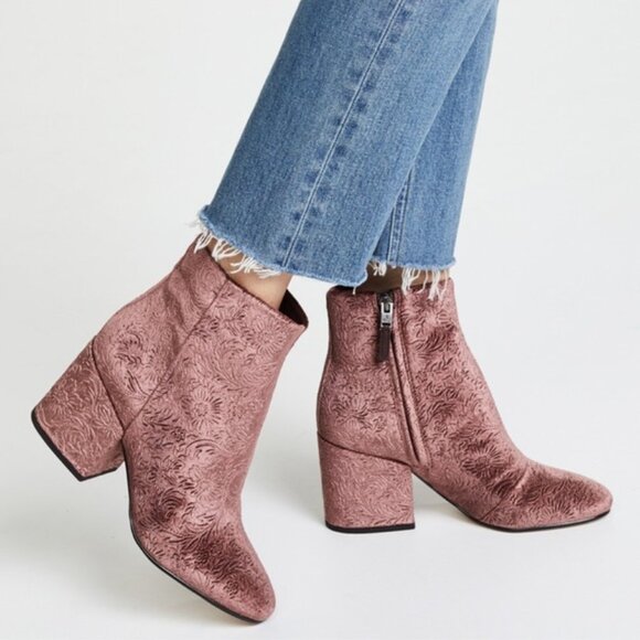 Sam Edelman Taye Velvet Floral Embossed Chunky Heel Booties Sz 8 - Picture 1 of 6